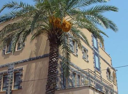 Ahva 17 Hotel Tiberias Exterior photo